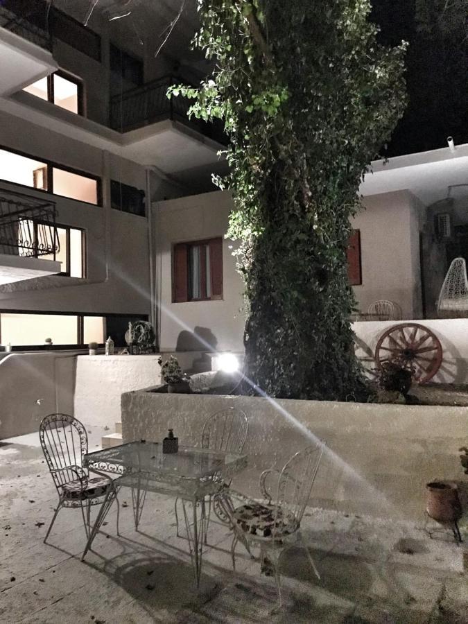 Hotel Kastri Garden Apartment Loutra Edipsou  Exterior foto